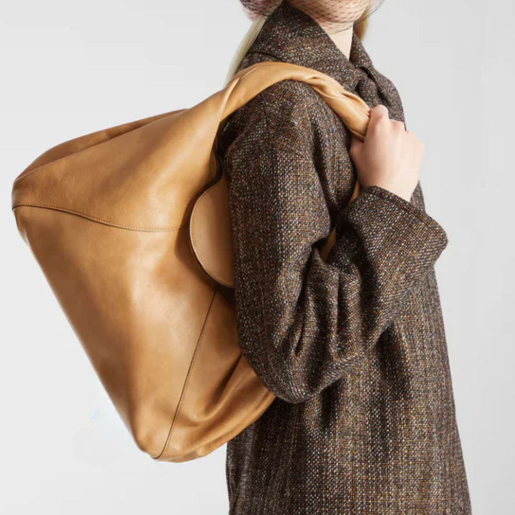 Geräumige Schultertasche